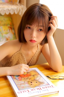 瞿麟曼